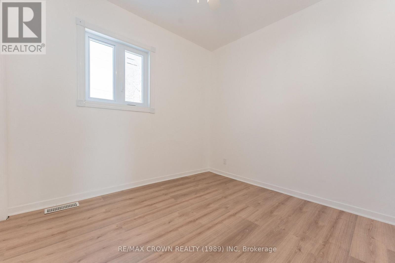 30 Pine Crescent, Kapuskasing, ON - Indoor Photo Showing Other Room