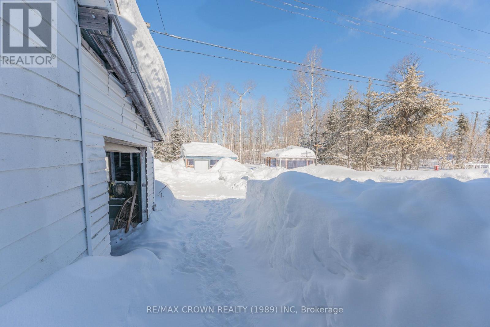 30 Pine Crescent, Kapuskasing, ON - Outdoor