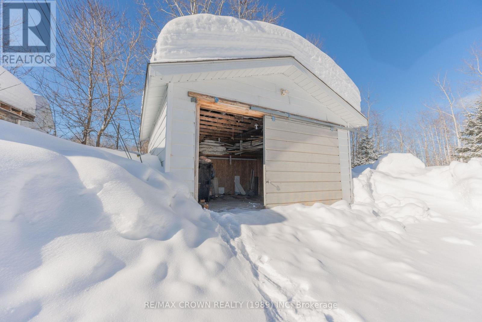 30 Pine Crescent, Kapuskasing, ON - Outdoor