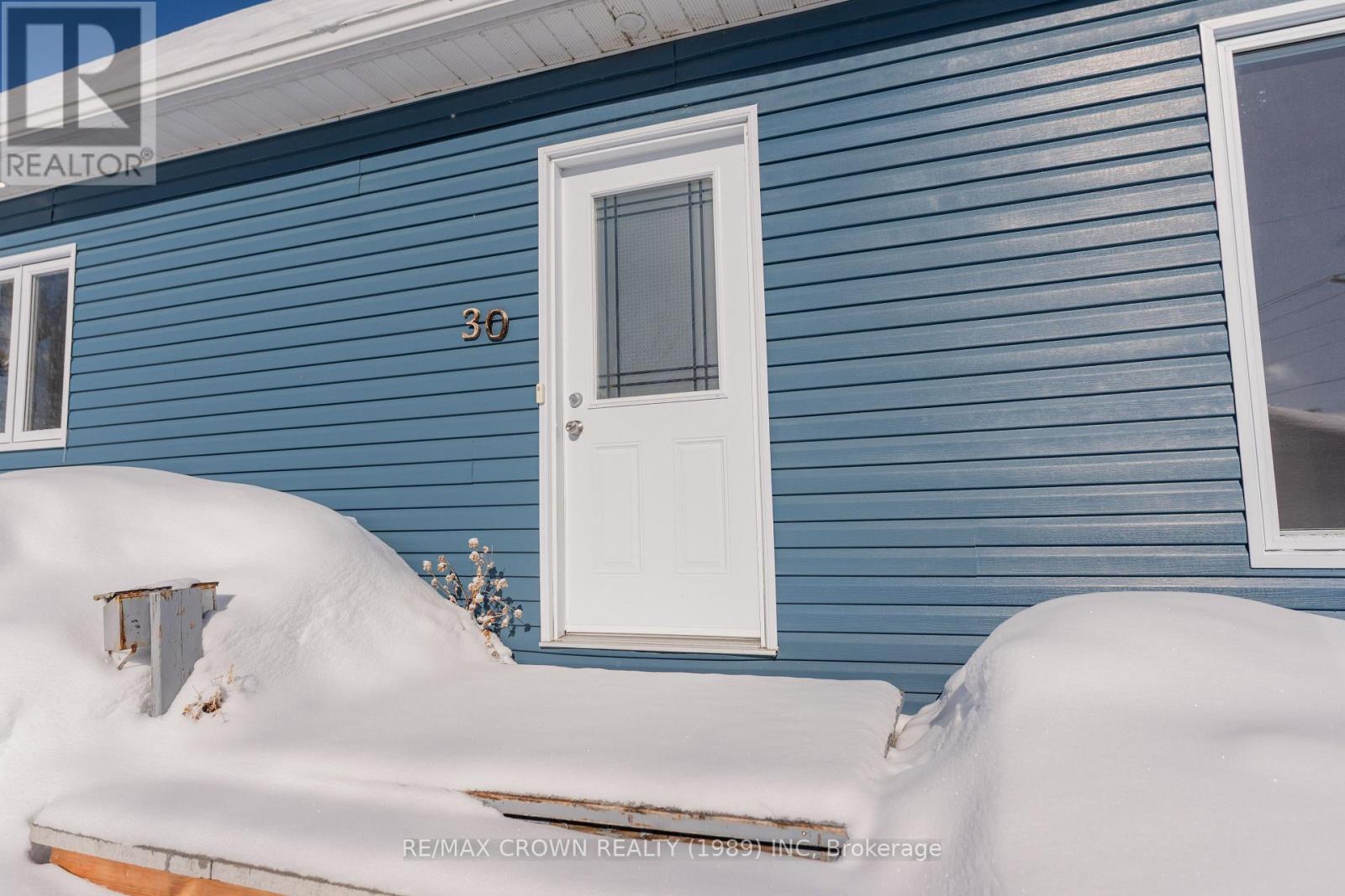 30 Pine Crescent, Kapuskasing, ON - Outdoor