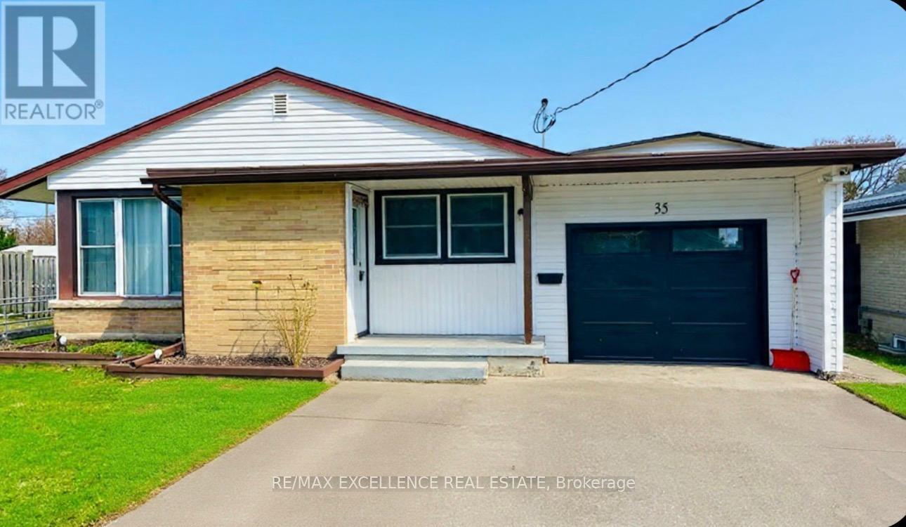 Front - 35 Siebert Avenue, Kitchener, ON - Outdoor
