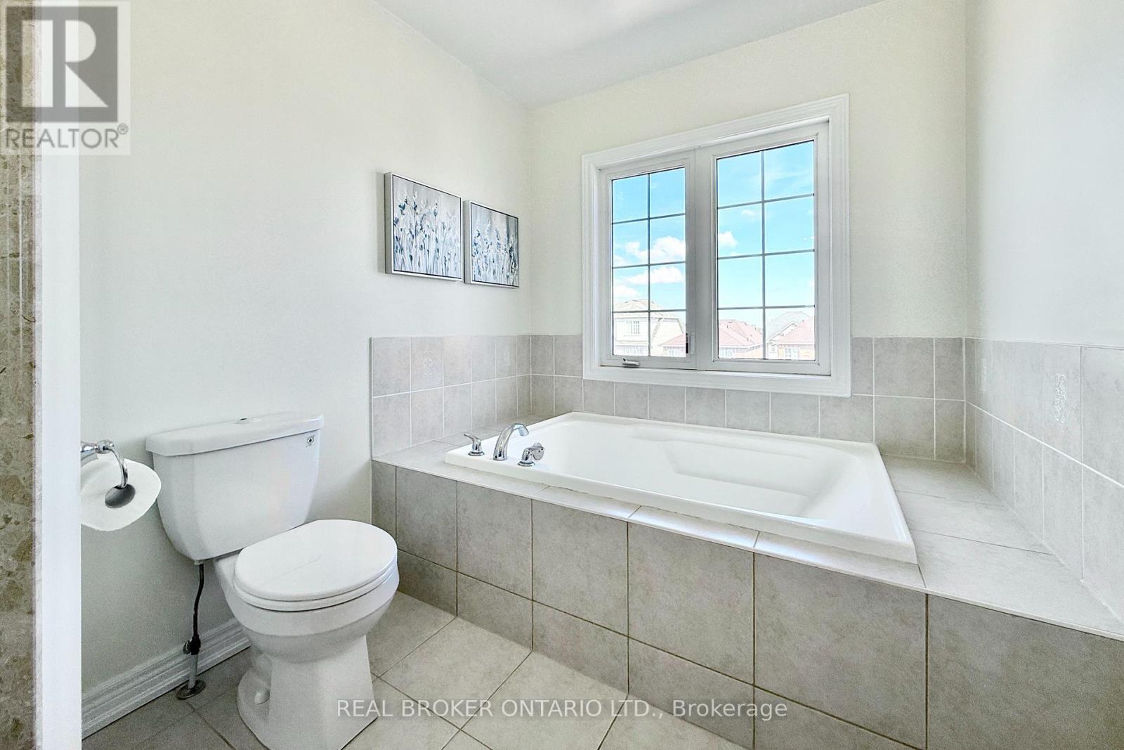 Primary Bathroom - 9525 Ninth Line, Markham, ON - Indoor Photo Showing Bathroom