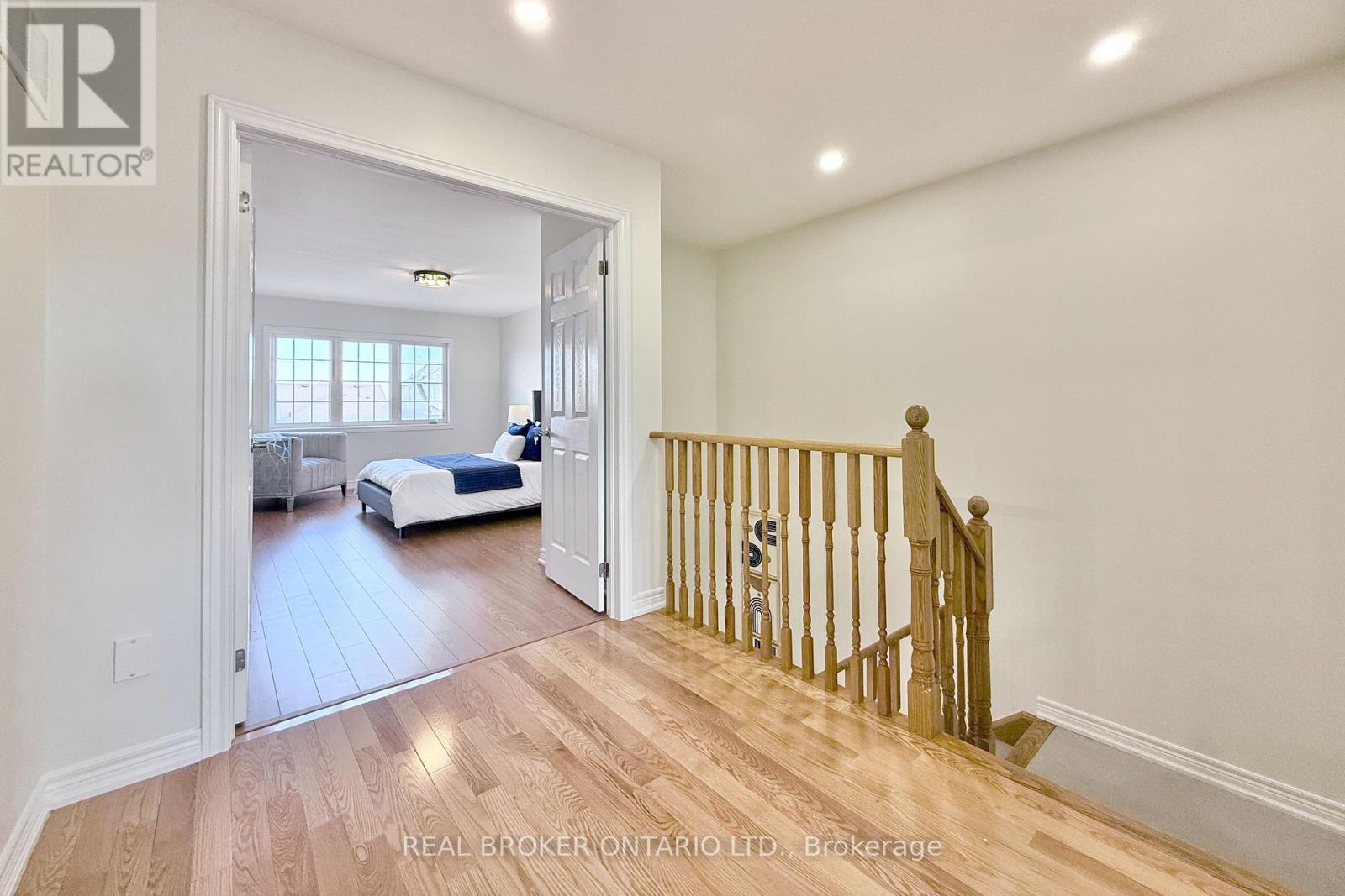 2nd Floor Hallway - 9525 Ninth Line, Markham, ON - Indoor Photo Showing Other Room