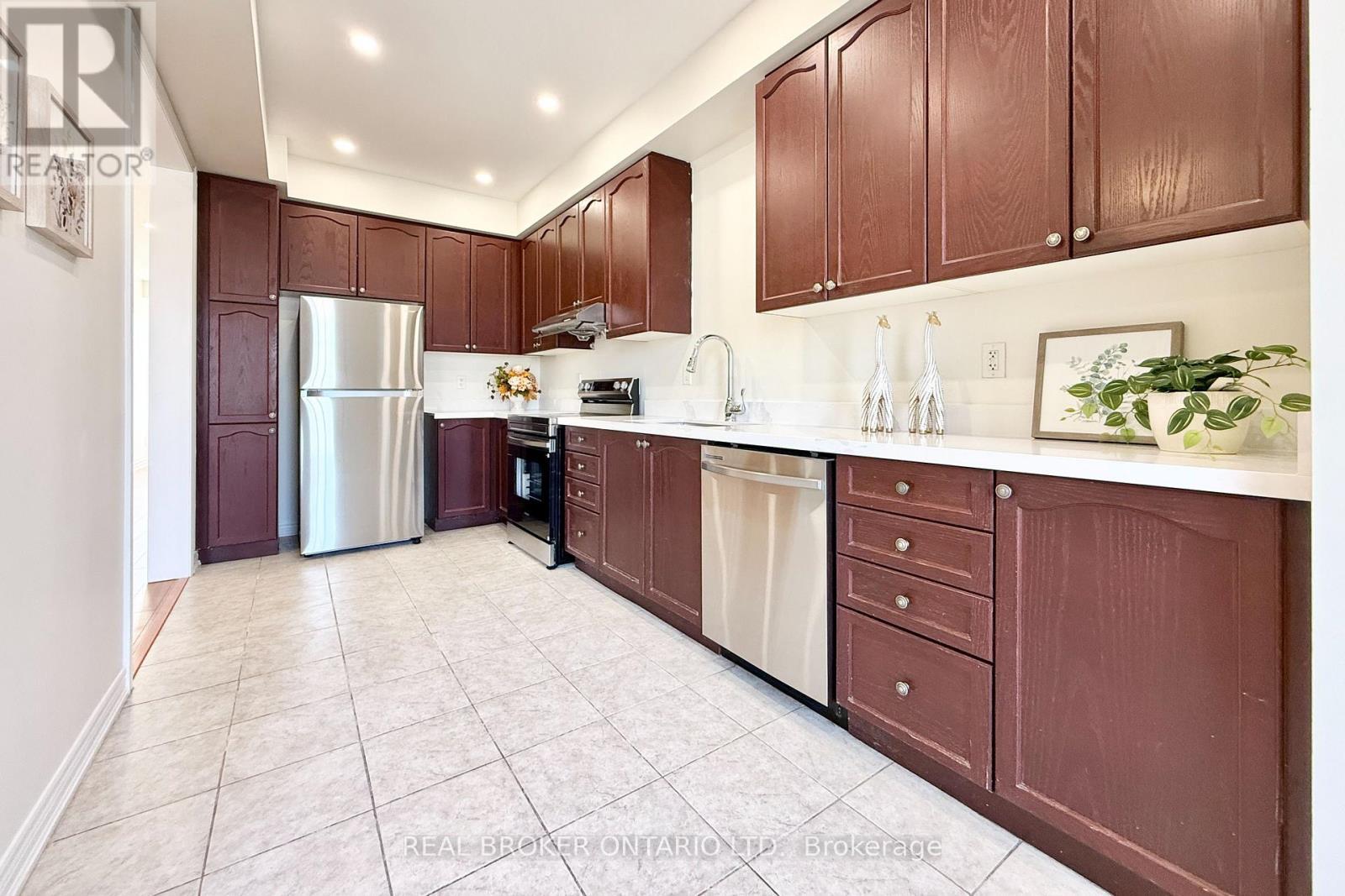 9525 Ninth Line, Markham, ON - Indoor Photo Showing Kitchen