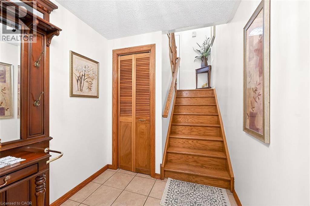 344 Enfield Road, Burlington, ON - Indoor Photo Showing Other Room