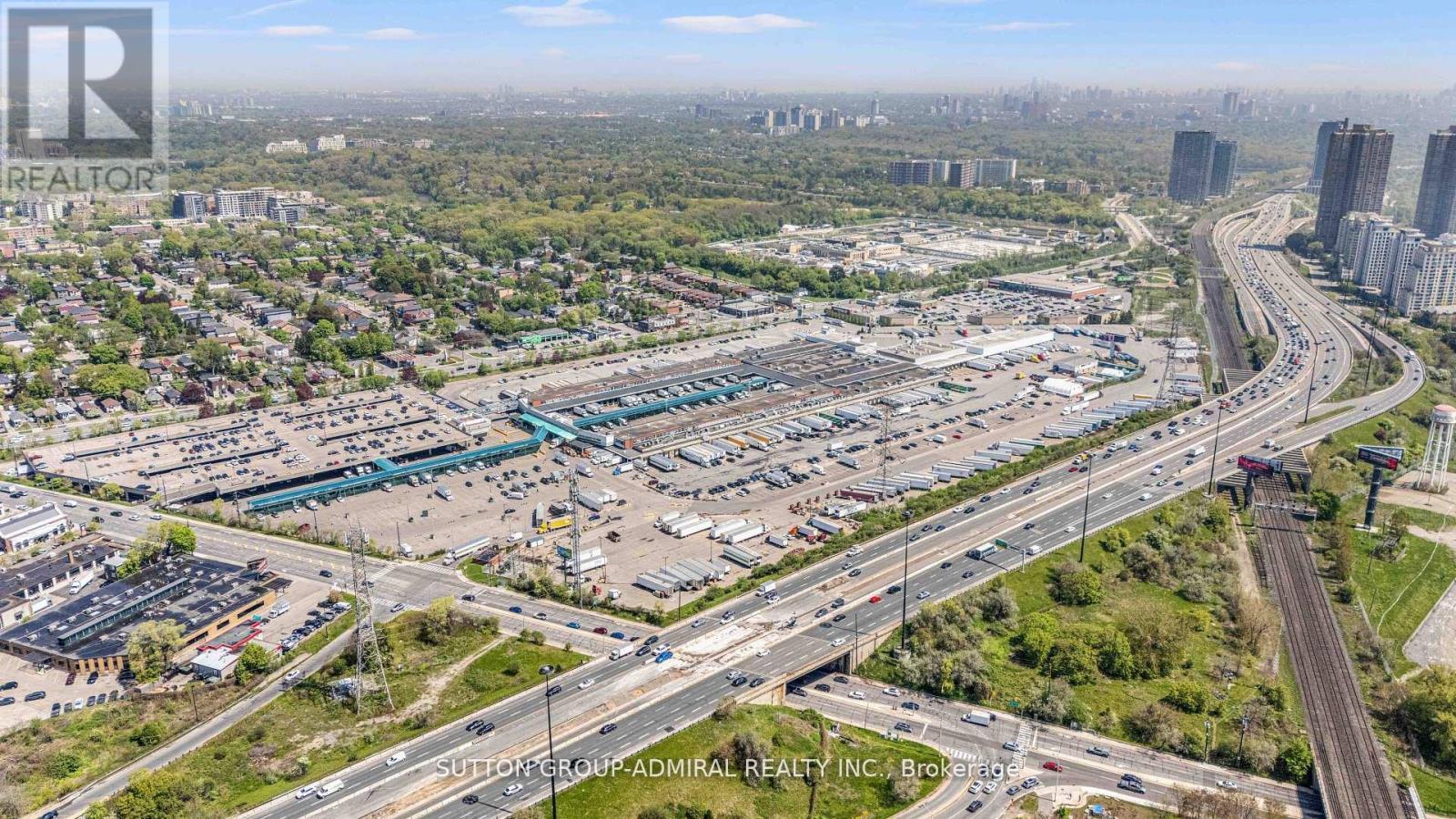2513 - 155 Legion Road N, Toronto, ON - Outdoor With View