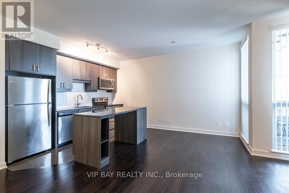 Nw817 - 9201 Yonge Street, Richmond Hill, ON - Indoor Photo Showing Kitchen With Stainless Steel Kitchen