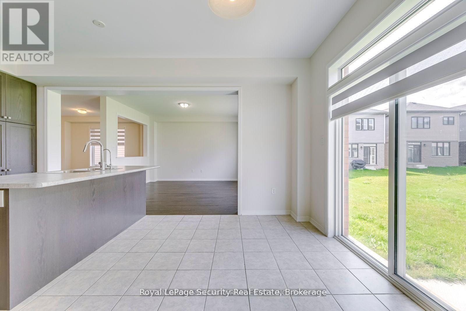 30 Witteveen Drive, Brantford, ON - Indoor