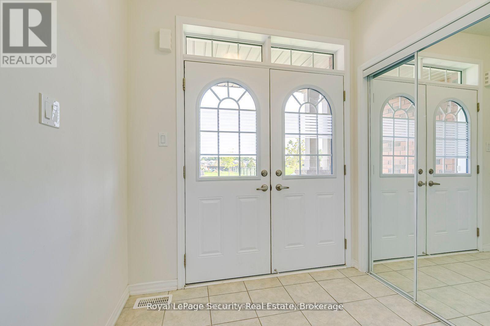 30 Witteveen Drive, Brantford, ON - Indoor Photo Showing Other Room