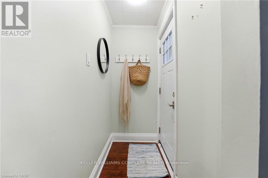 547 Cochrane Road, Hamilton, ON - Indoor Photo Showing Other Room