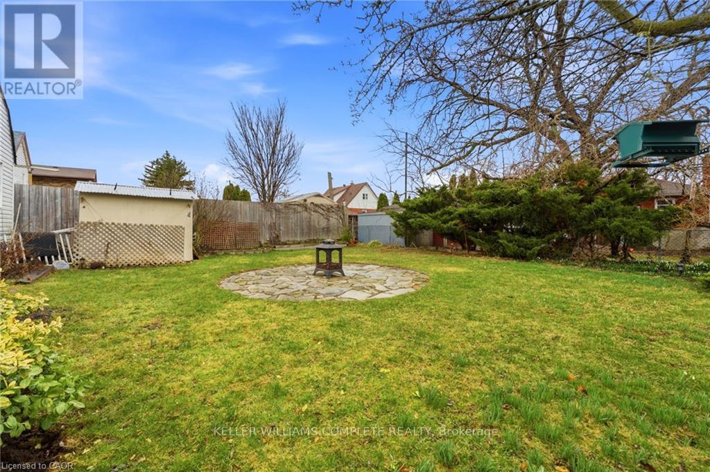 547 Cochrane Road, Hamilton, ON - Outdoor