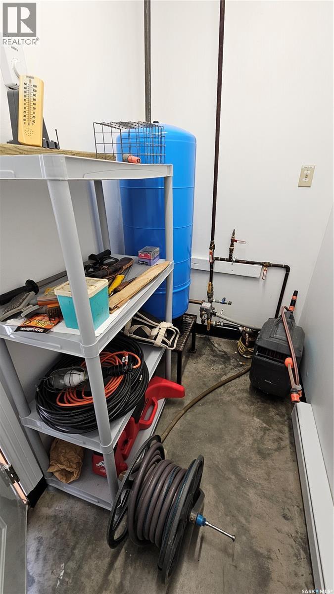 47 Ferguson Bay, Webb Rm No. 138, SK - Indoor Photo Showing Other Room