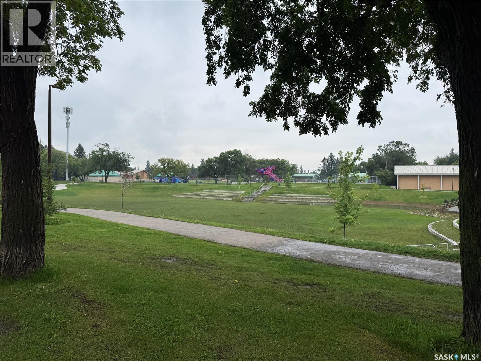 803 2Nd Street E, Saskatoon, SK - Outdoor With View