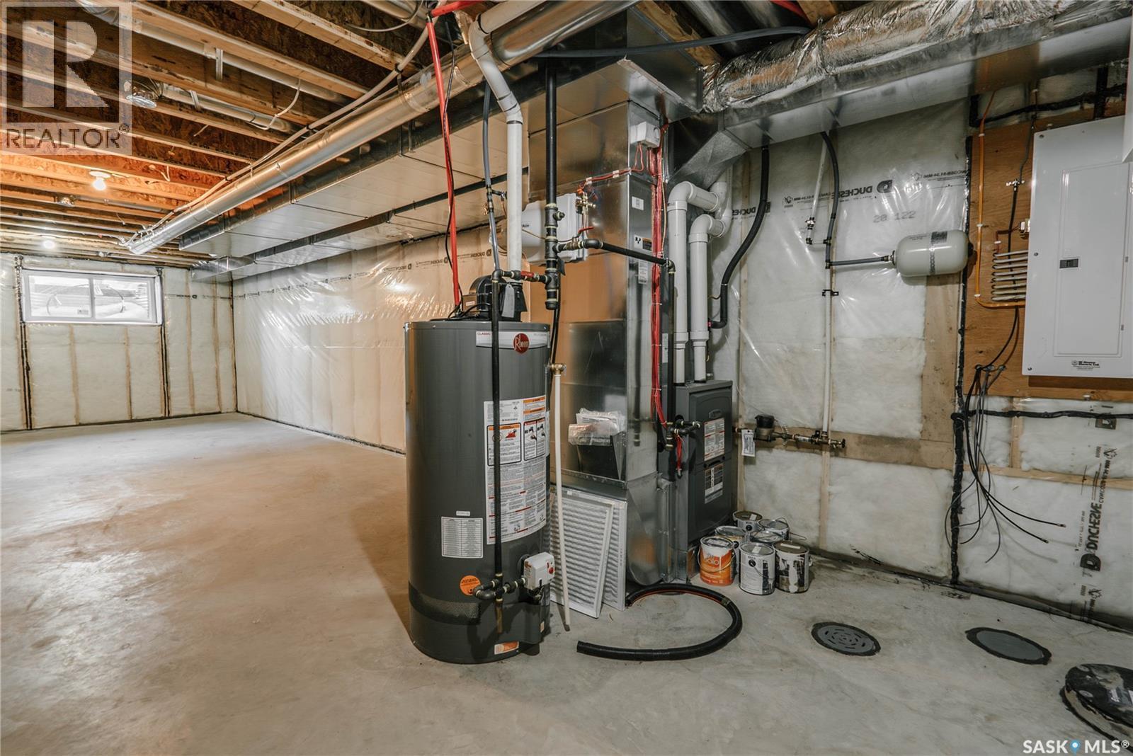 803B 2Nd Street E, Saskatoon, SK - Indoor Photo Showing Basement
