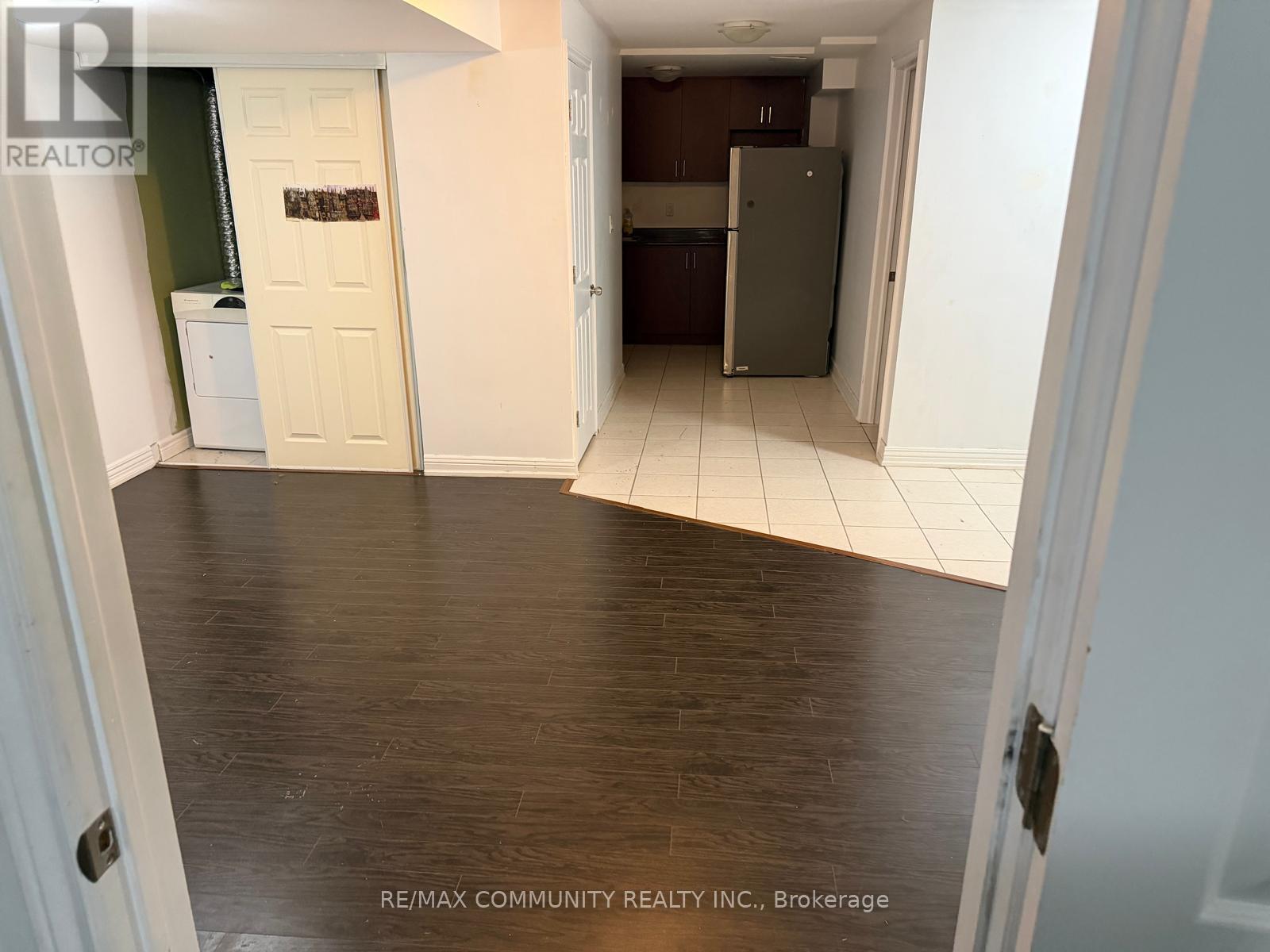 8 Terry Fox Street, Markham, ON - Indoor Photo Showing Other Room