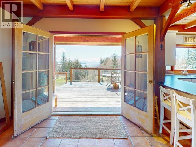 3749 Highway 101, Powell River, BC - With Exterior