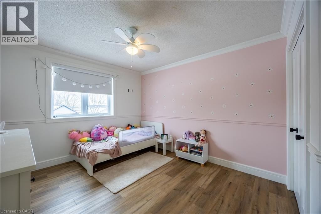 3 Kintyre Court, Caledonia, ON - Indoor Photo Showing Bedroom