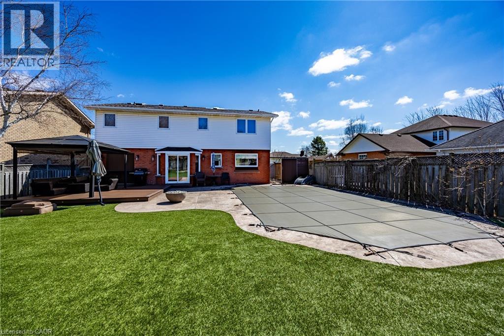 3 Kintyre Court, Caledonia, ON - Outdoor