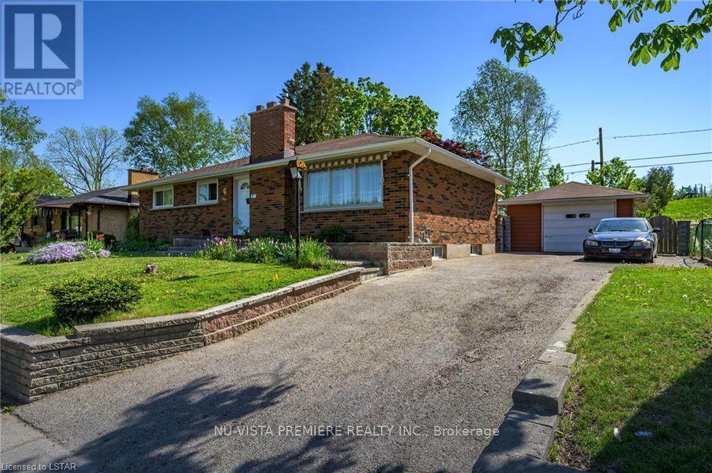 230 Burlington Street, London South (South J), ON - Outdoor