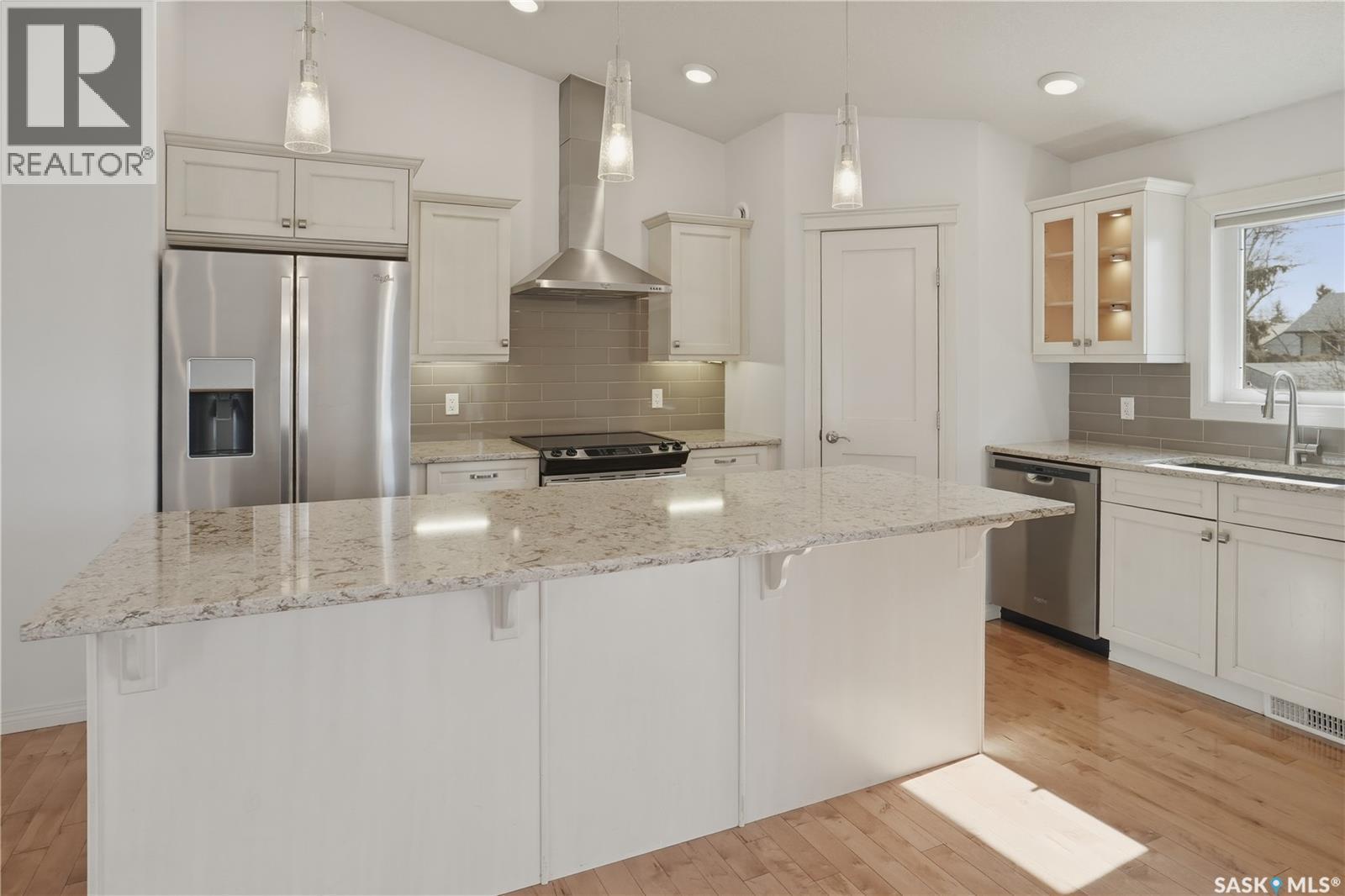 432 3Rd Avenue W, Unity, SK - Indoor Photo Showing Kitchen With Stainless Steel Kitchen With Upgraded Kitchen
