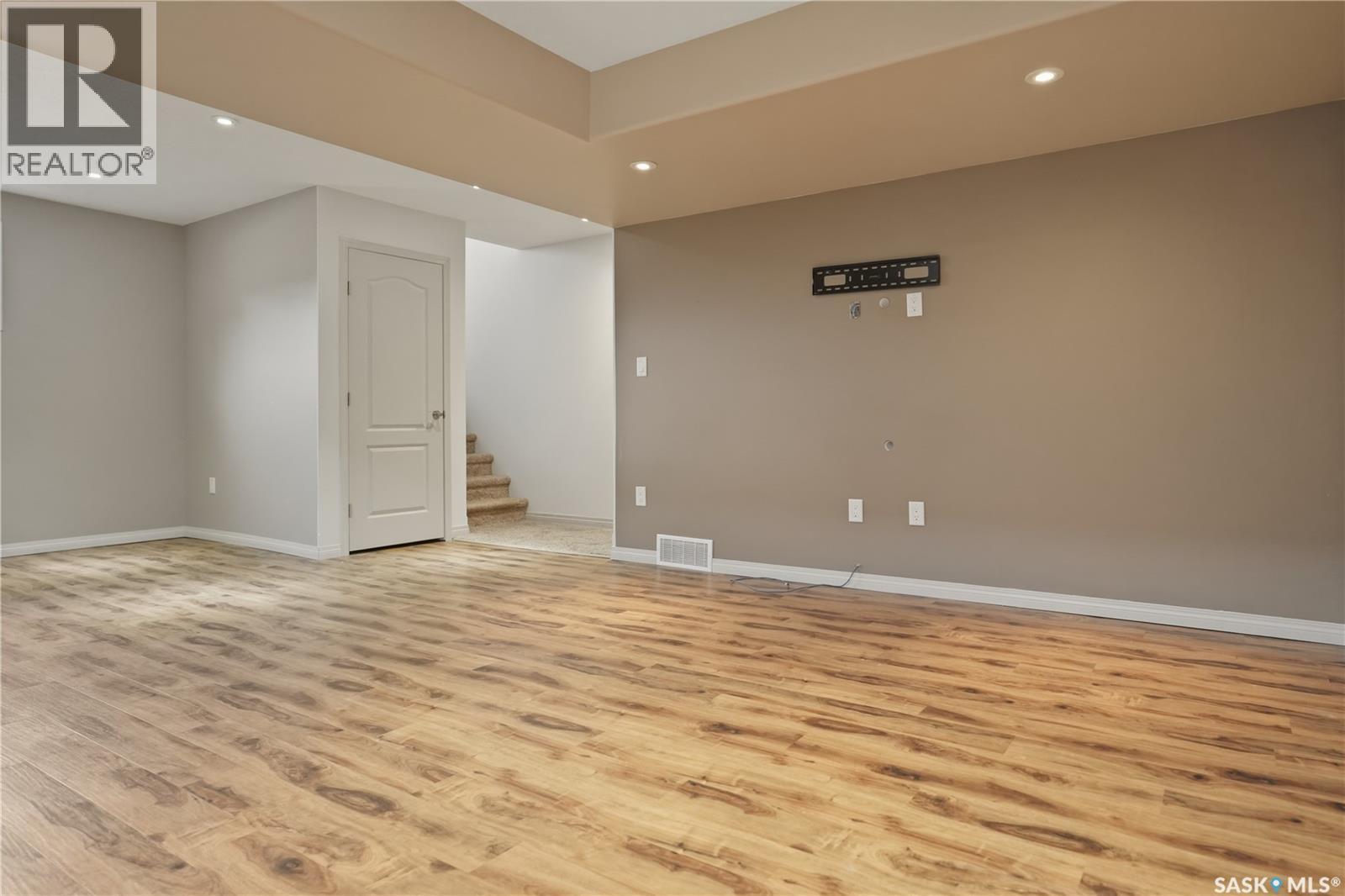 432 3Rd Avenue W, Unity, SK - Indoor Photo Showing Other Room