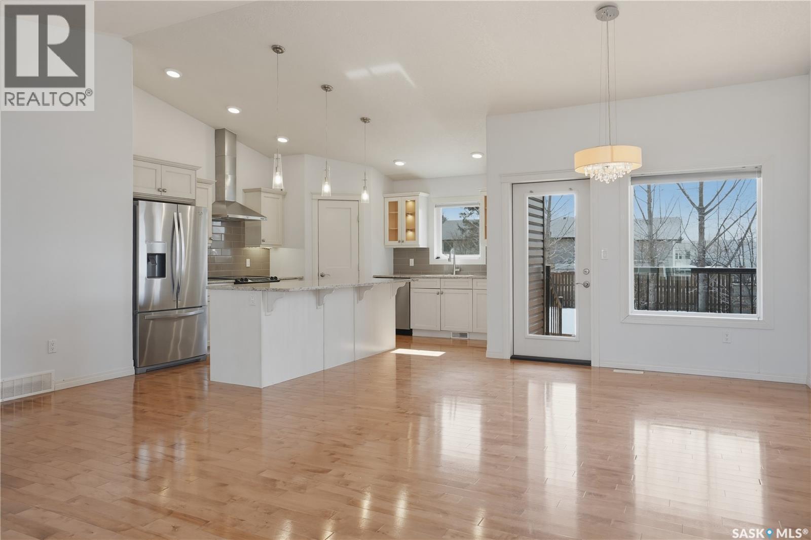 432 3Rd Avenue W, Unity, SK - Indoor Photo Showing Kitchen With Stainless Steel Kitchen With Upgraded Kitchen