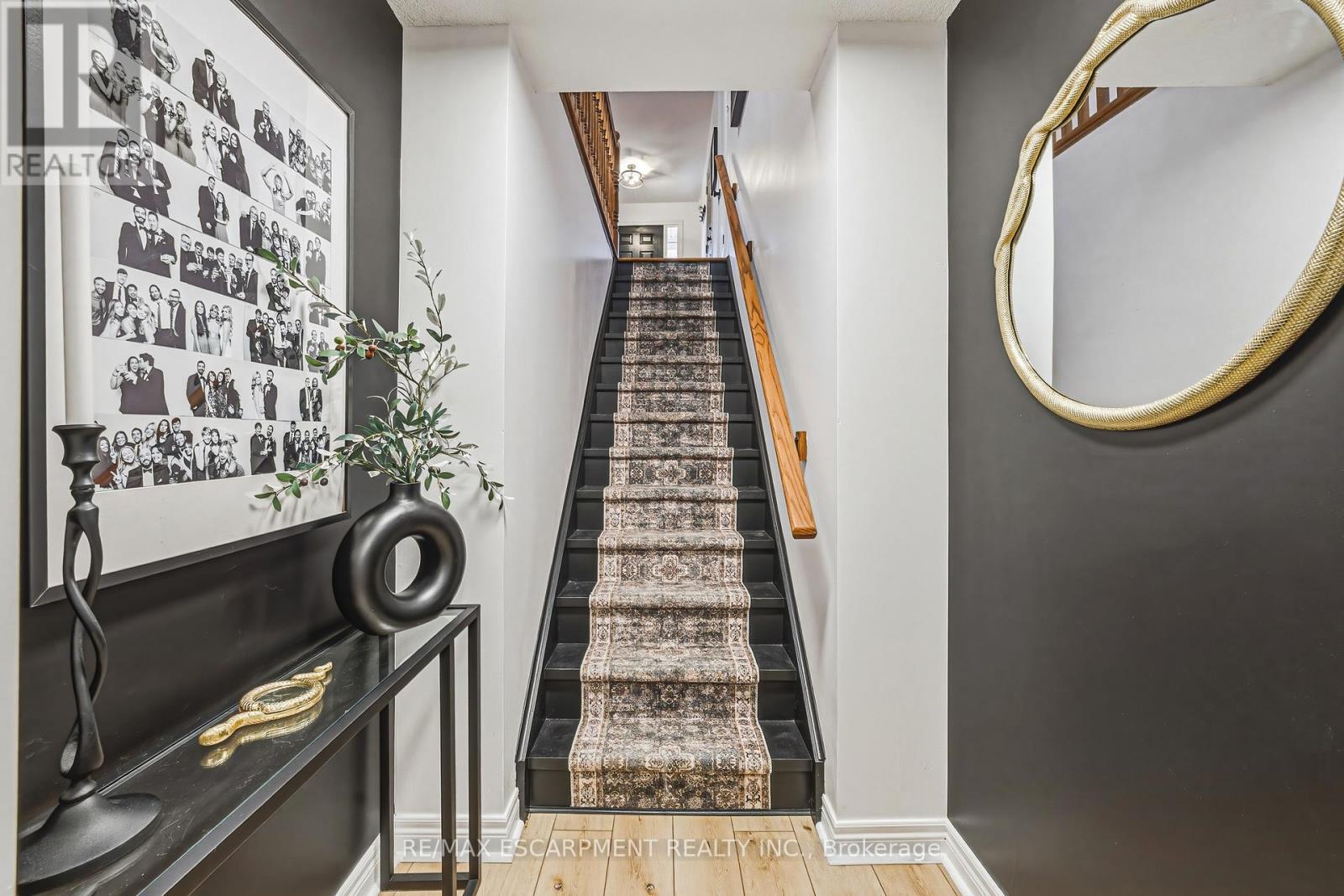 980 Glen View Avenue, Burlington, ON - Indoor Photo Showing Other Room