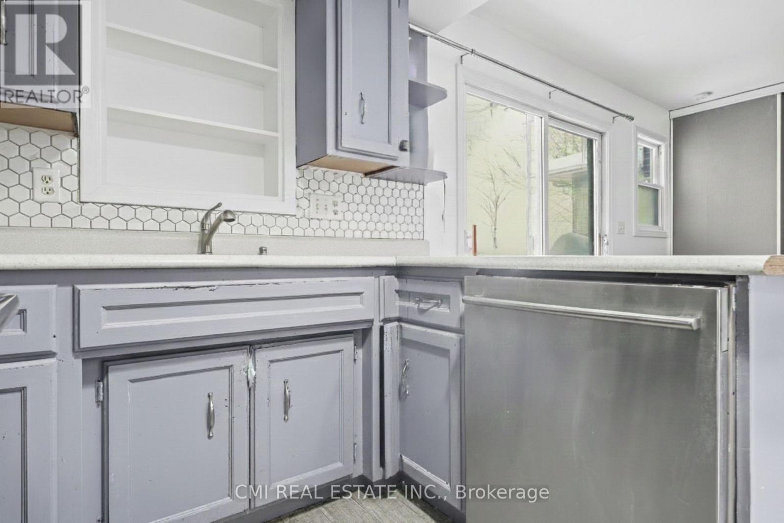 360 Culpepper Place, Waterloo, ON - Indoor