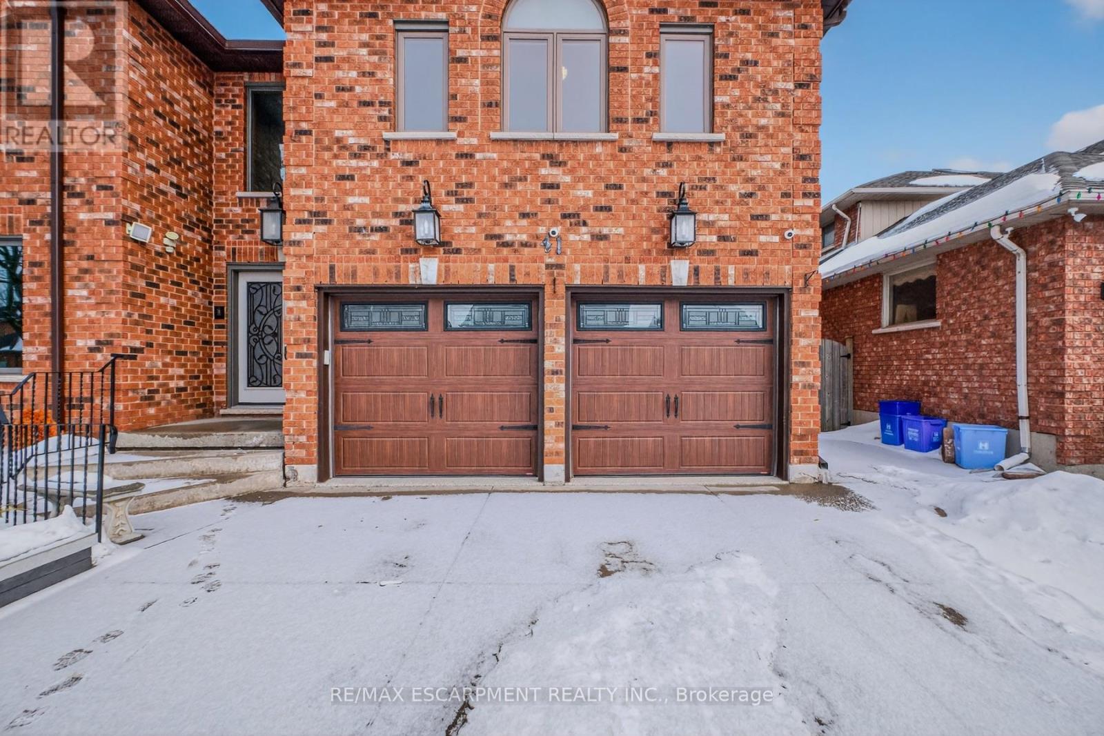 41 Candor Crescent, Hamilton, ON - Outdoor