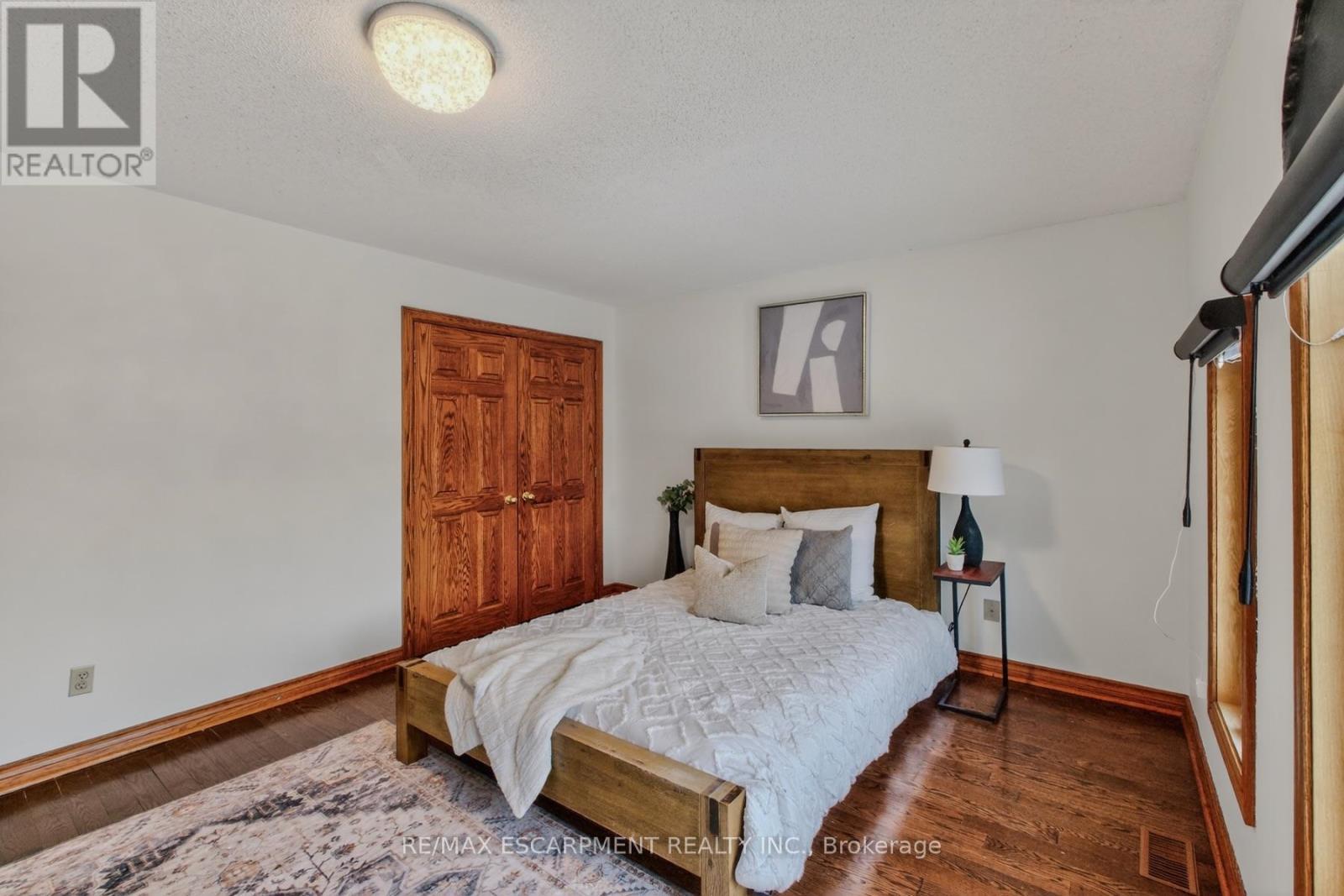 41 Candor Crescent, Hamilton, ON - Indoor Photo Showing Bedroom