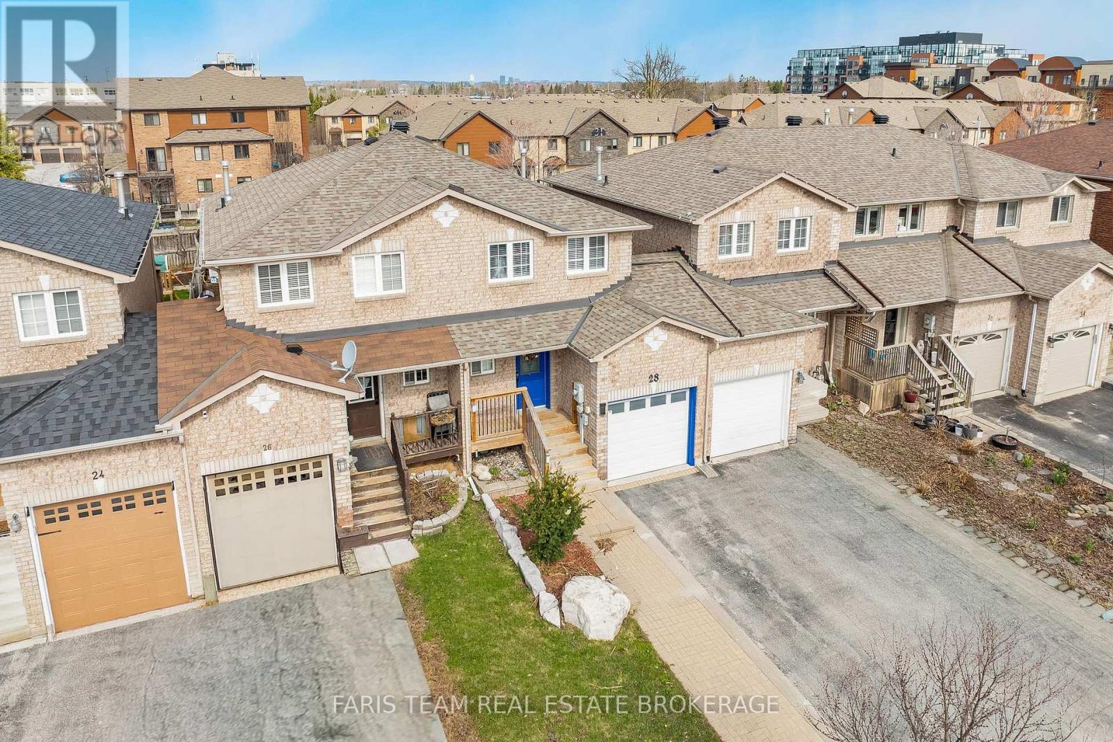 28 Raymond Crescent, Barrie, ON - Outdoor With Facade