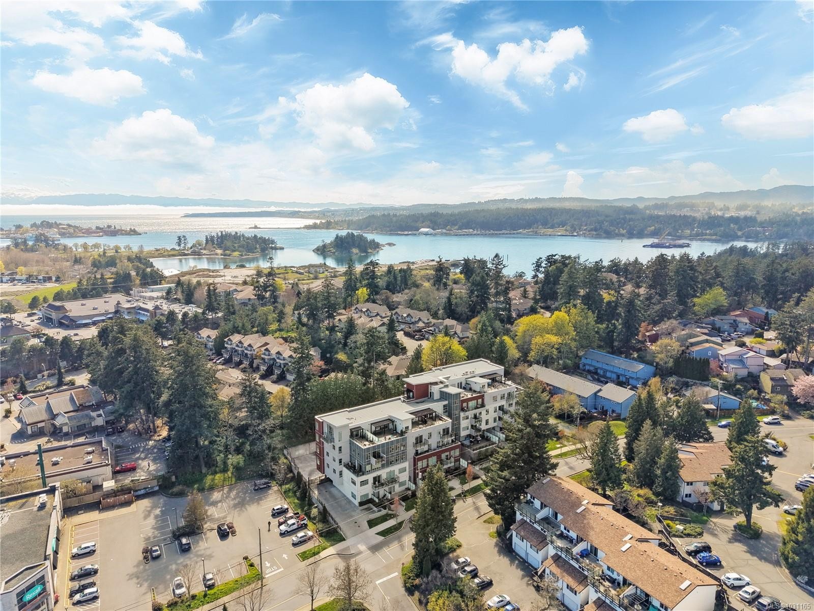 602-1450 Glentana Rd, View Royal, BC - Outdoor With Body Of Water With View