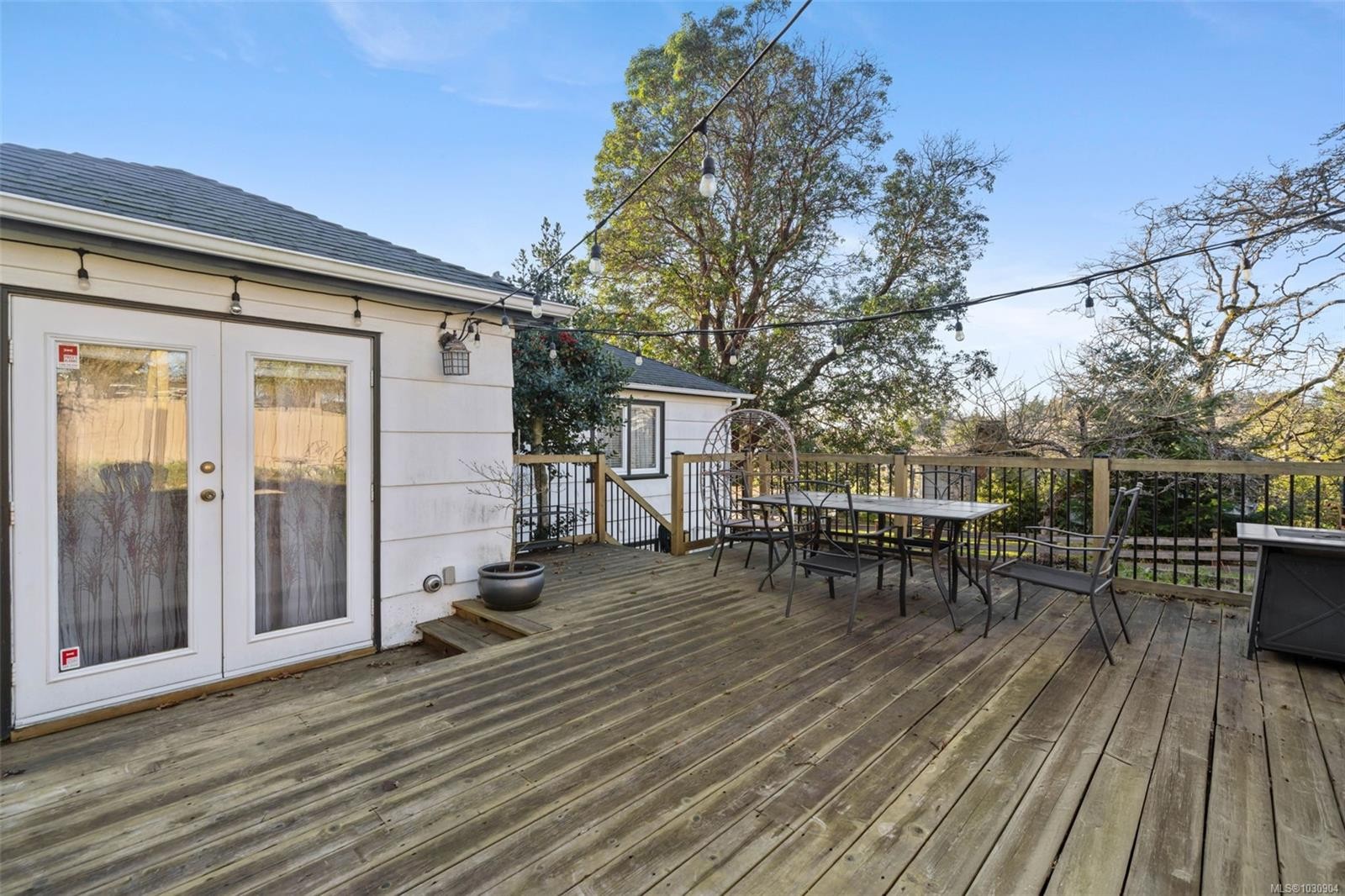 730 Burnside Rd West, Saanich, BC