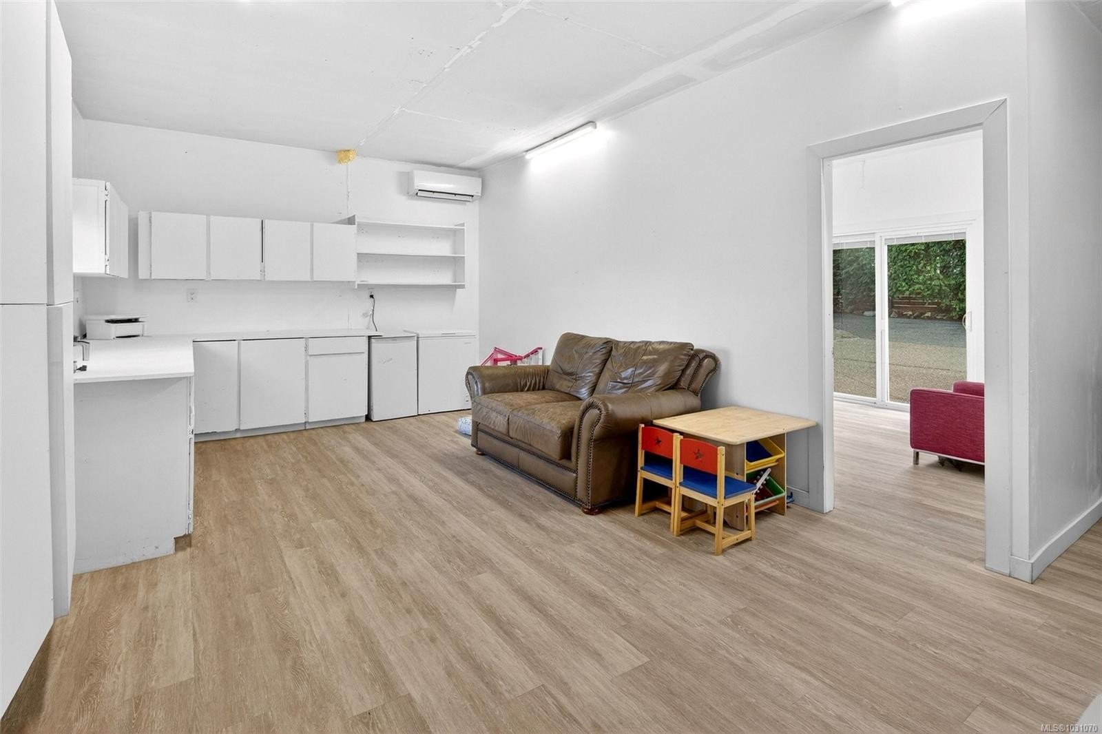 3990 Bow Rd, Saanich, BC