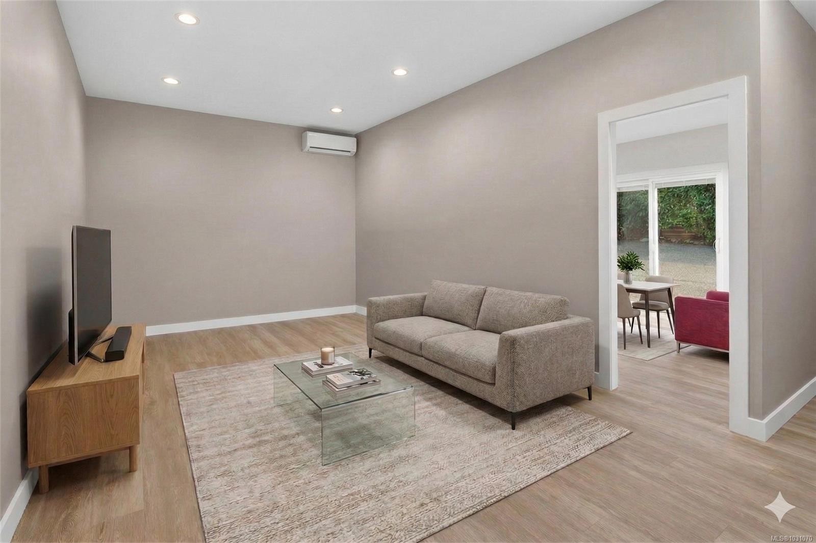 3990 Bow Rd, Saanich, BC