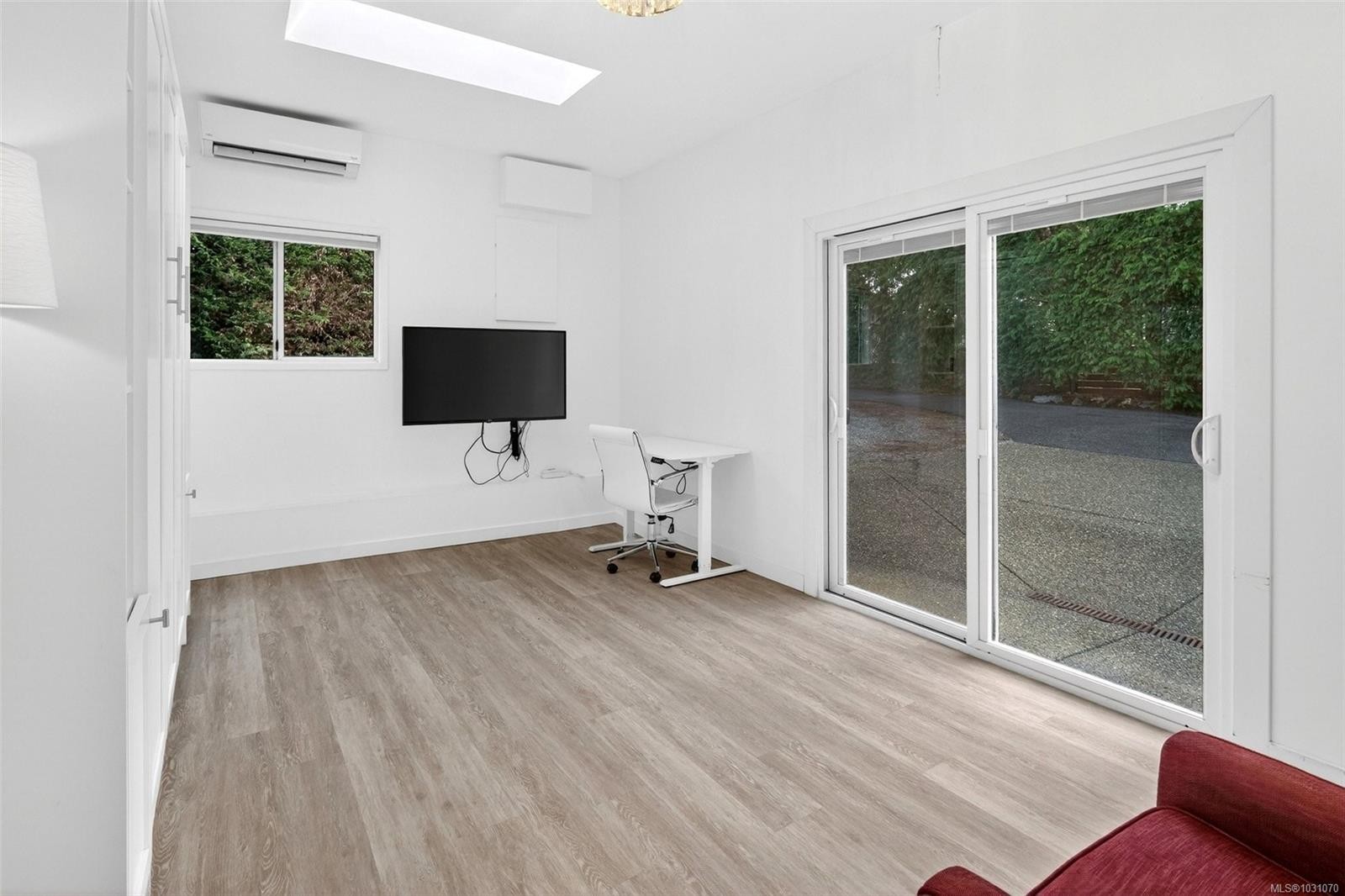 3990 Bow Rd, Saanich, BC