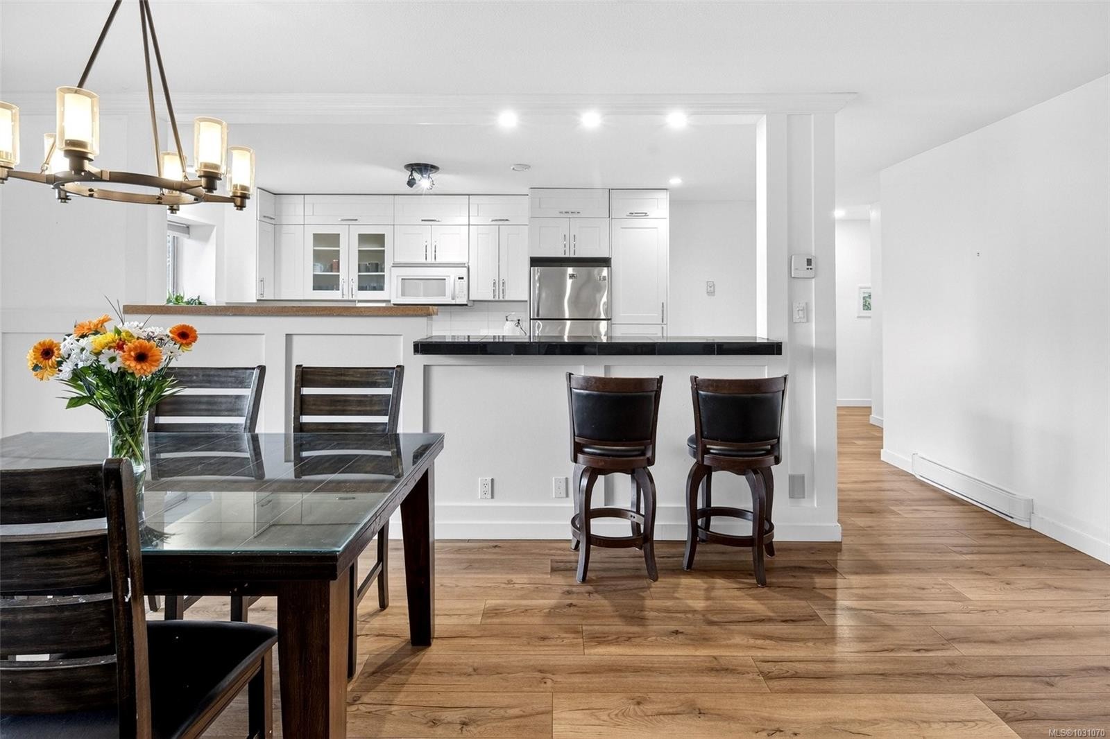 3990 Bow Rd, Saanich, BC