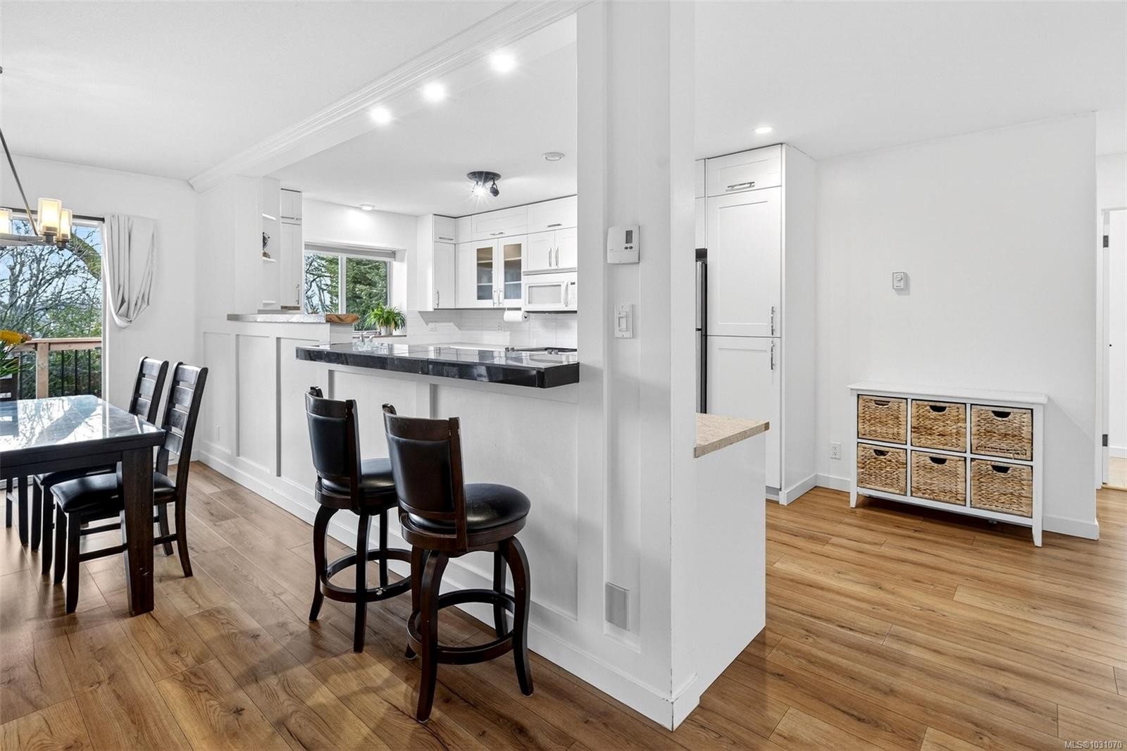 3990 Bow Rd, Saanich, BC