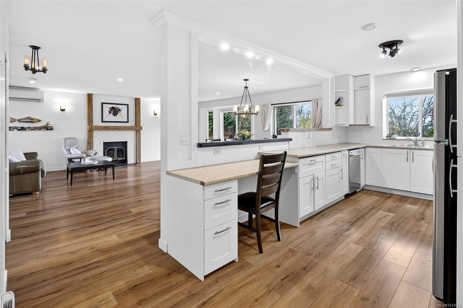 3990 Bow Rd, Saanich, BC