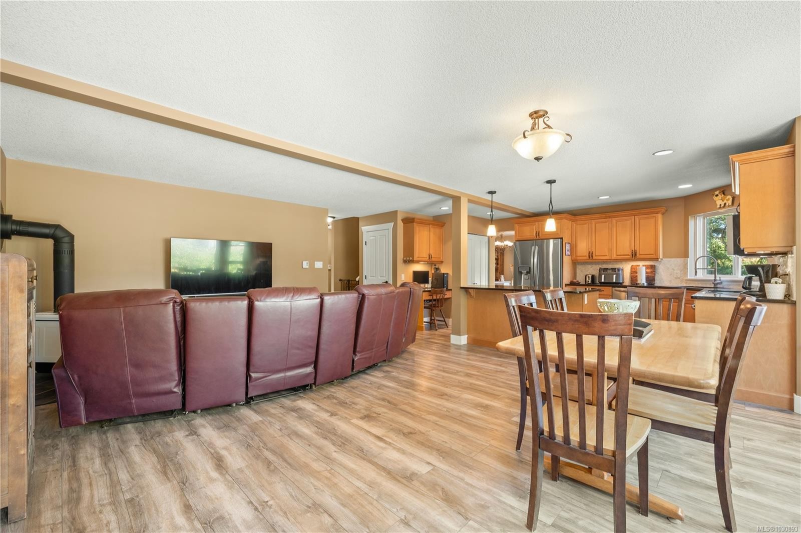 2100 Cedar Rd, Nanaimo, BC