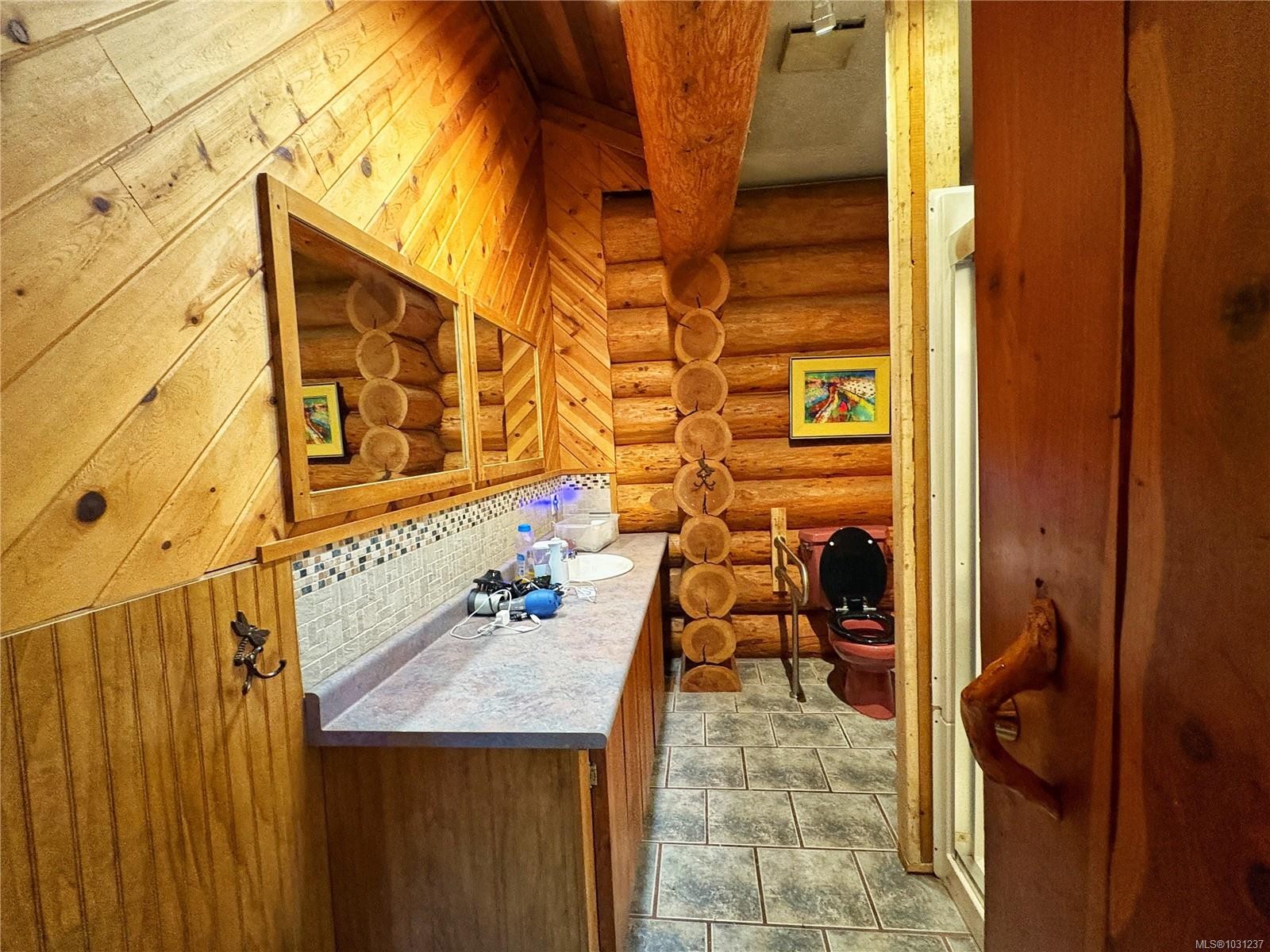 10760 Guilbride Dr, Saltair, BC