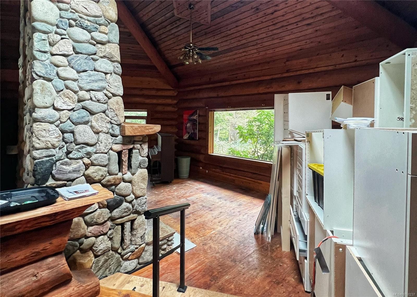 10760 Guilbride Dr, Saltair, BC