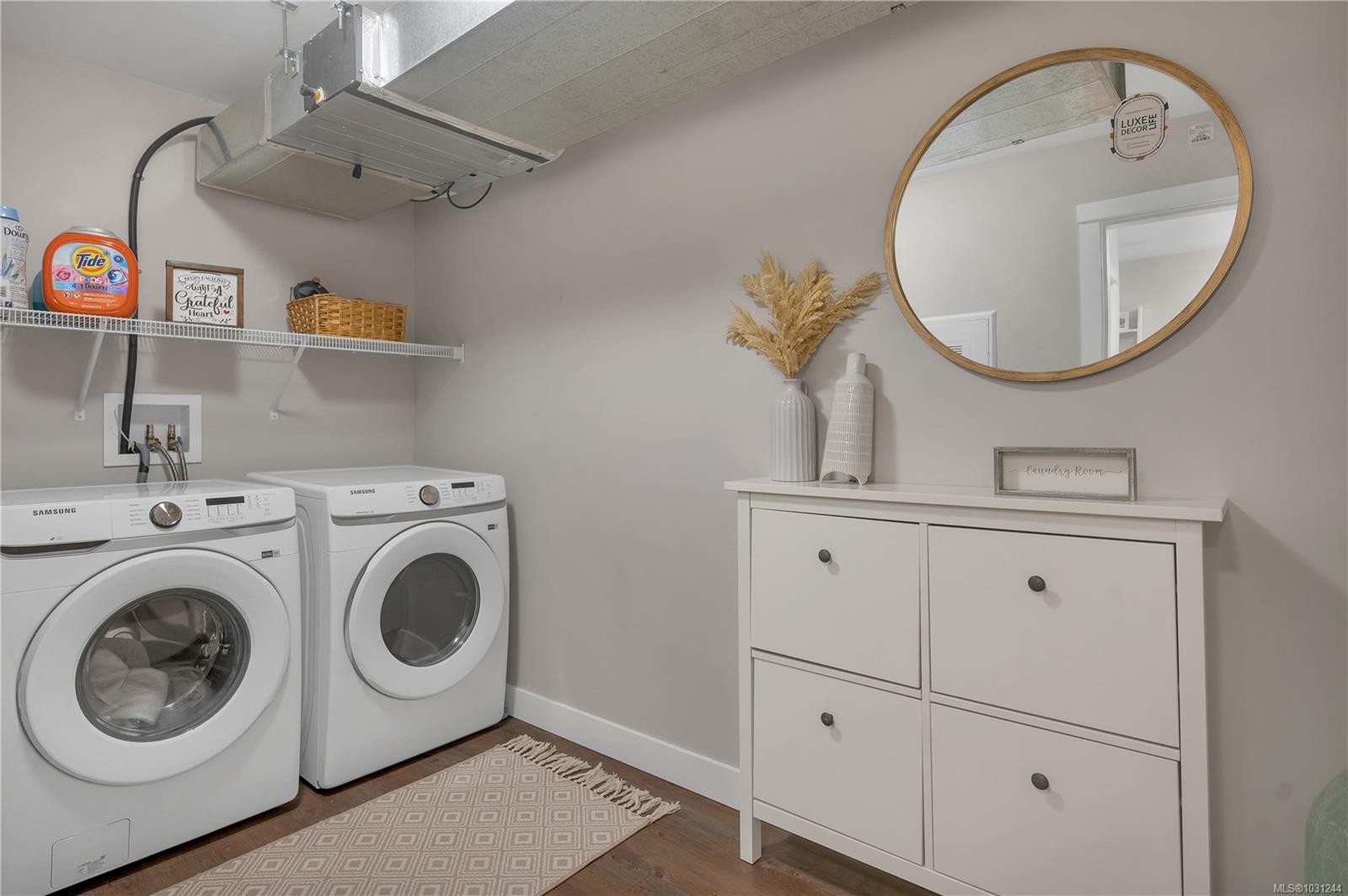 A-535 Petersen Rd, Campbell River, BC - Indoor Photo Showing Laundry Room