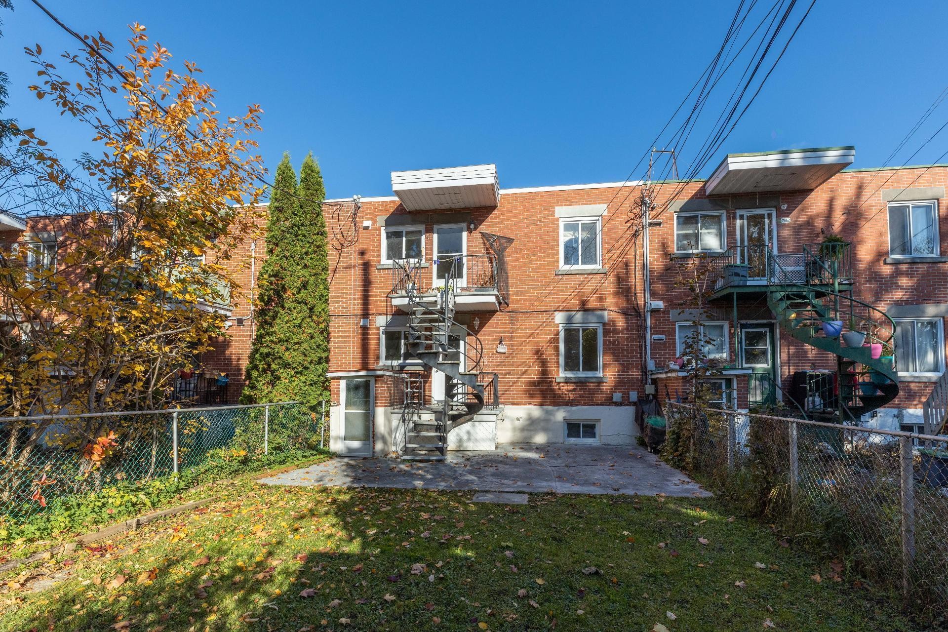 Cour - 2672 Rue Raudot, Montréal (Le Sud-Ouest), QC - Outdoor