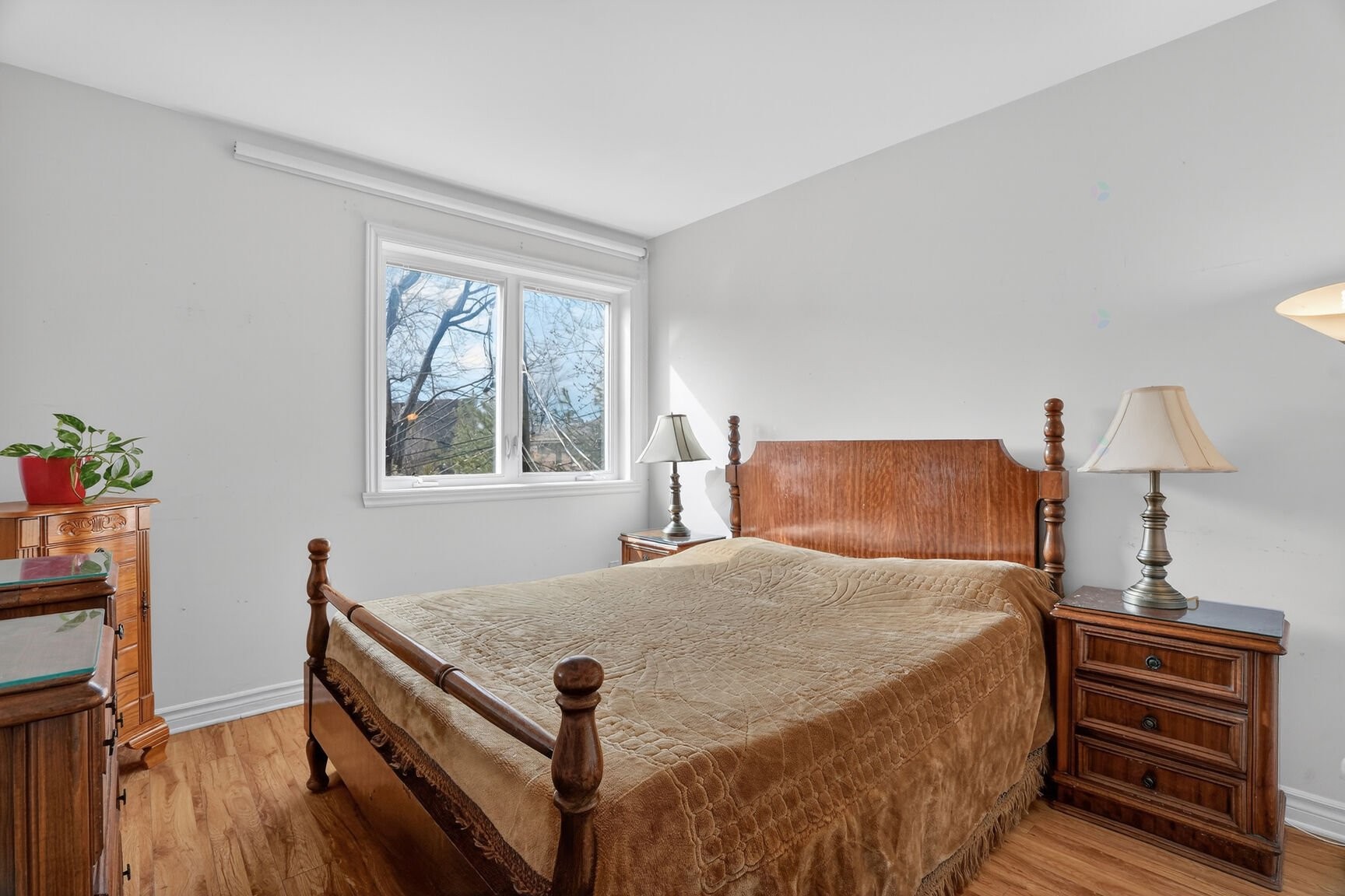 Chambre à coucher - 34D Boul. Des Sources, Pointe-Claire, QC - Indoor Photo Showing Bedroom