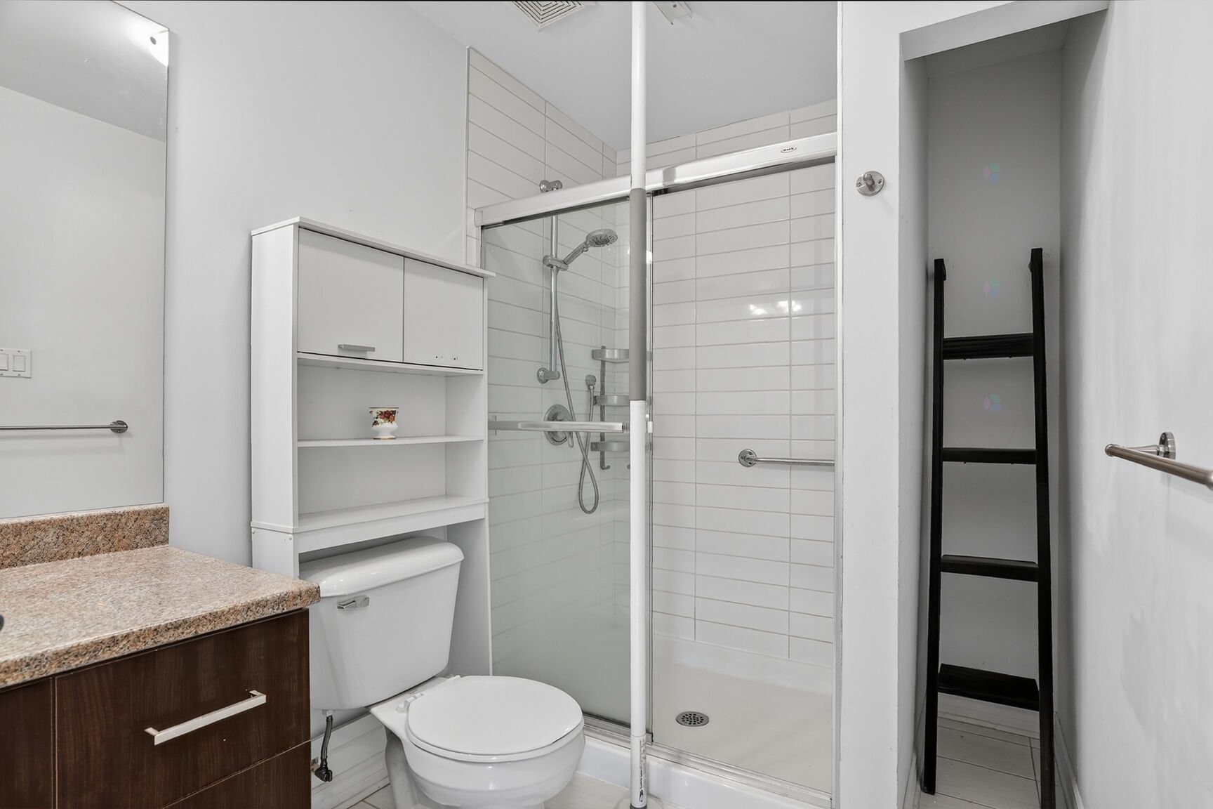 Salle de bains - 34D Boul. Des Sources, Pointe-Claire, QC - Indoor Photo Showing Bathroom