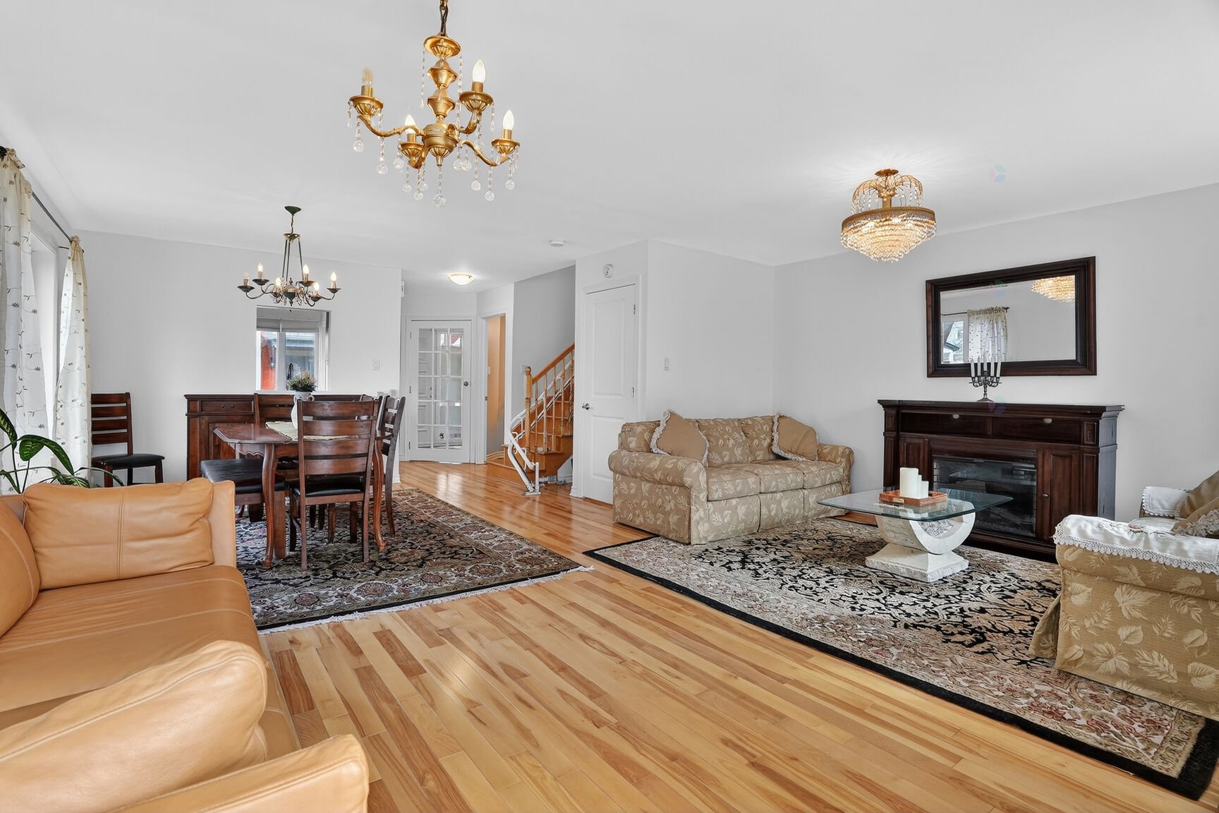 Vue d'ensemble - 34D Boul. Des Sources, Pointe-Claire, QC - Indoor Photo Showing Living Room