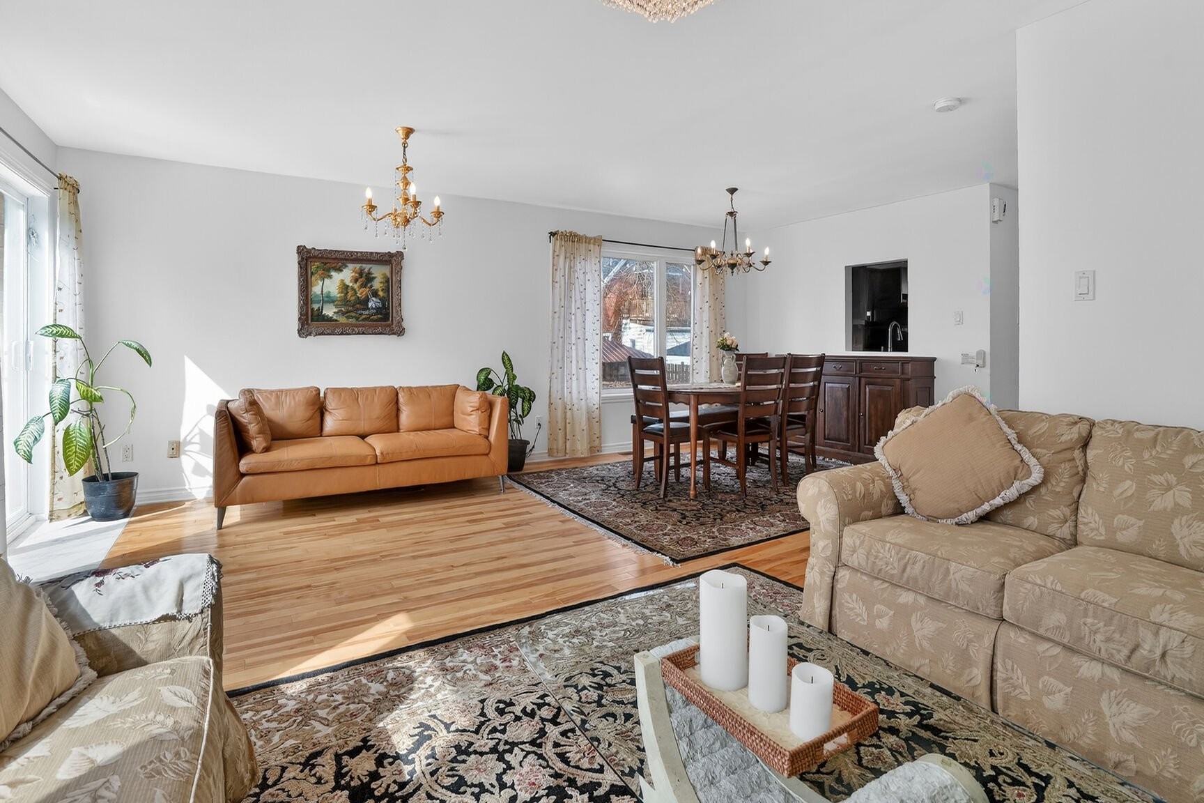 Salon - 34D Boul. Des Sources, Pointe-Claire, QC - Indoor Photo Showing Living Room