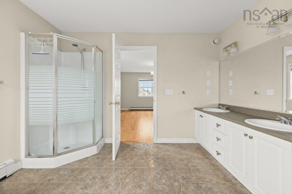 31 Parkmount Close, Clayton Park, NS