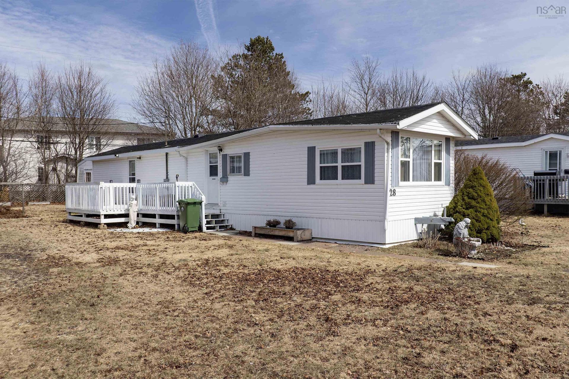 28 Liberty Lane, Amherst, NS